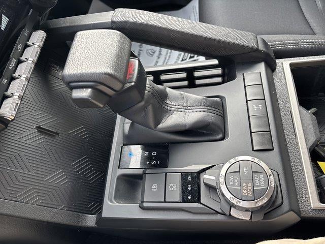 2024 Toyota Tacoma 4WD 4WD SR5 Double Cab 5' Bed AT (GS)