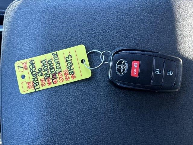 2026 Toyota Tacoma 4WD 4WD TRD Sport Double Cab 5' Bed AT (Natl)