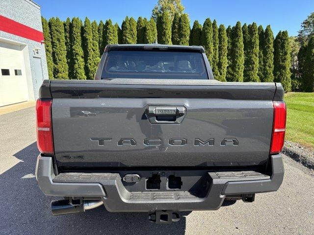 2026 Toyota Tacoma 4WD 4WD TRD Off Road Double Cab 5' Bed AT (Natl)