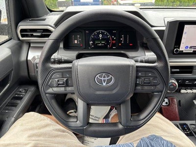 2026 Toyota Tacoma 4WD 4WD SR5 Double Cab 5' Bed AT (GS)