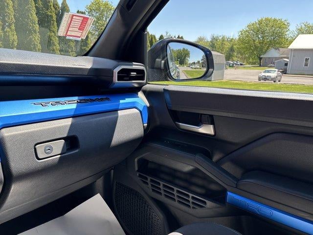 2025 Toyota Tacoma 4WD 4WD TRD Off Road Double Cab 5' Bed AT (Natl)