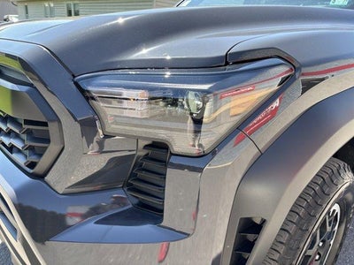 2025 Toyota Tacoma 4WD 4WD TRD Off Road Double Cab 5' Bed AT (Natl)