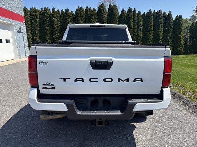 2024 Toyota Tacoma 4WD 4WD TRD Off Road Double Cab 5' Bed AT (Natl)