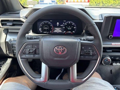 2026 Toyota Tacoma 4WD 4WD TRD Off Road Double Cab 5' Bed AT (Natl)