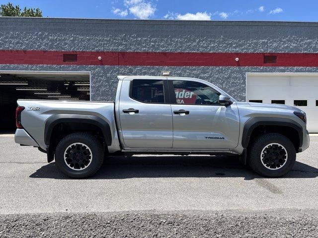 2026 Toyota Tacoma 4WD 4WD TRD Off Road Double Cab 5' Bed AT (Natl)