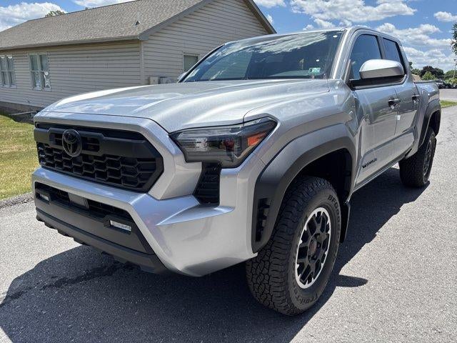 2026 Toyota Tacoma 4WD 4WD TRD Off Road Double Cab 5' Bed AT (Natl)