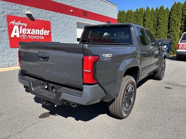 2026 Toyota Tacoma 4WD 4WD TRD Sport Double Cab 5' Bed AT (Natl)
