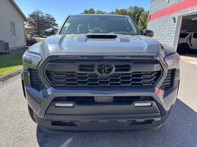 2026 Toyota Tacoma 4WD 4WD TRD Sport Double Cab 5' Bed AT (Natl)