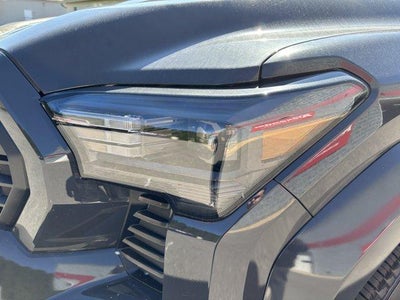 2026 Toyota Tacoma 4WD 4WD TRD Sport Double Cab 5' Bed AT (Natl)