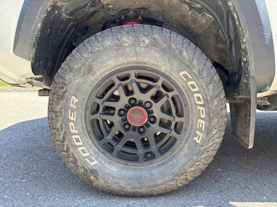 2022 Toyota Tacoma 4WD 4WD TRD Pro Double Cab 5' Bed V6 AT (Natl)