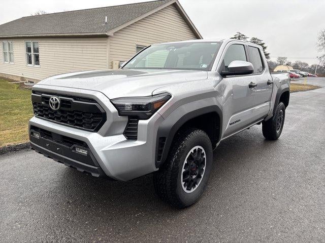 2024 Toyota Tacoma 4WD 4WD SR5 Double Cab 5' Bed AT (GS)