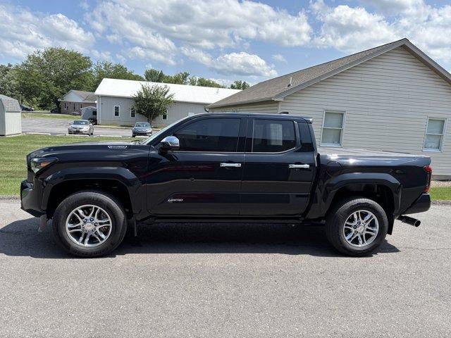 2026 Toyota Tacoma 4WD 4WD Limited Hybrid Double Cab 5' Bed AT (Natl)