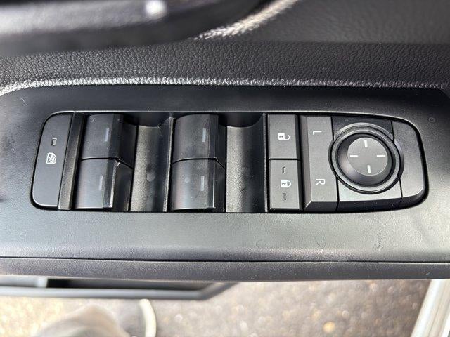 2025 Toyota Tacoma 4WD 4WD SR Double Cab 5' Bed AT (GS)