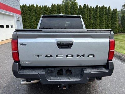 2025 Toyota Tacoma 4WD 4WD SR Double Cab 5' Bed AT (GS)