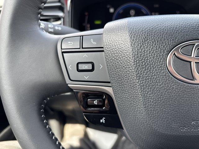 2026 Toyota Camry SE (SE)