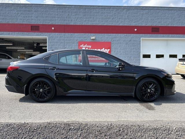 2026 Toyota Camry SE (SE)