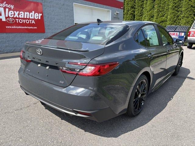 2026 Toyota Camry SE (SE)