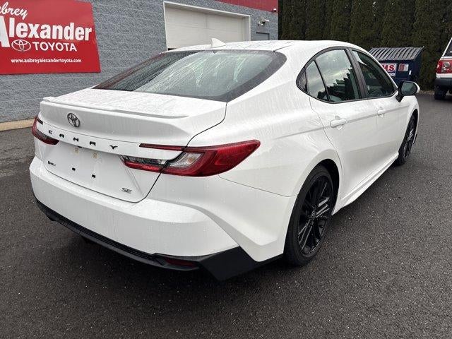 2025 Toyota Camry SE (SE)