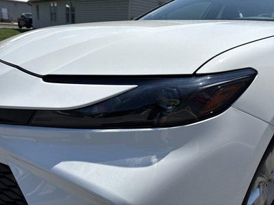 2025 Toyota Camry LE (SE)