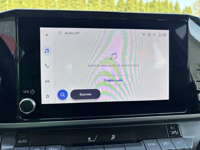 2025 Toyota Camry LE (SE)