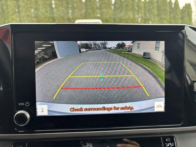 2025 Toyota Camry LE (SE)