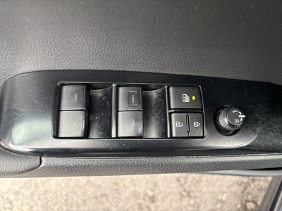 2025 Toyota Camry SE (SE)