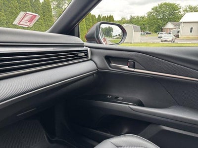 2026 Toyota Camry SE AWD (Natl)