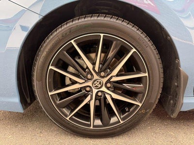 2024 Toyota Camry SE Auto (SE)
