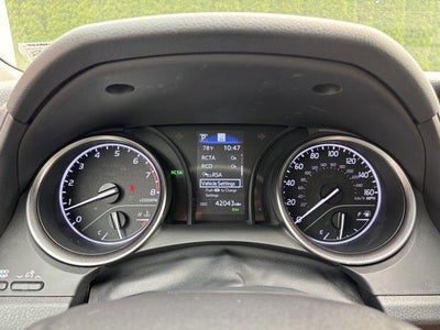 2024 Toyota Camry SE Auto (SE)