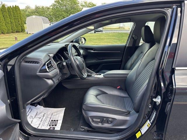 2024 Toyota Camry SE Auto (SE)
