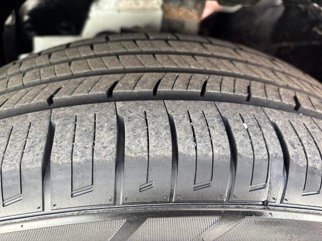 2023 Nissan Rogue AWD SV *Ltd Avail*