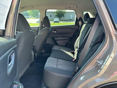 2025 Nissan Rogue AWD SV