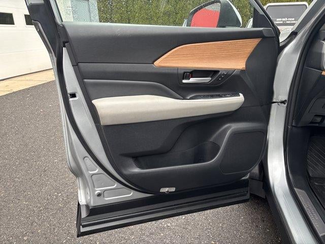 2024 Toyota Grand Highlander Limited AWD (Natl)