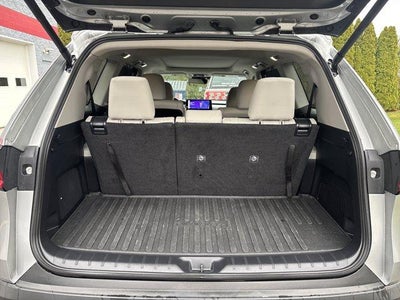 2024 Toyota Grand Highlander Limited AWD (Natl)