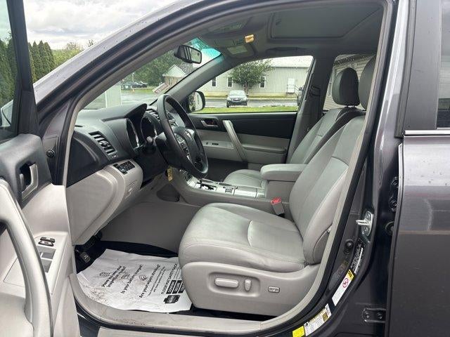 2013 Toyota Highlander 4WD 4dr V6 SE (Natl)