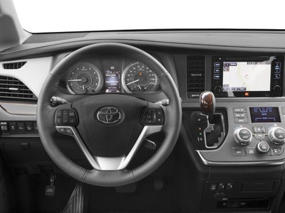 2017 Toyota Sienna XLE Premium AWD 7-Passenger (Natl)