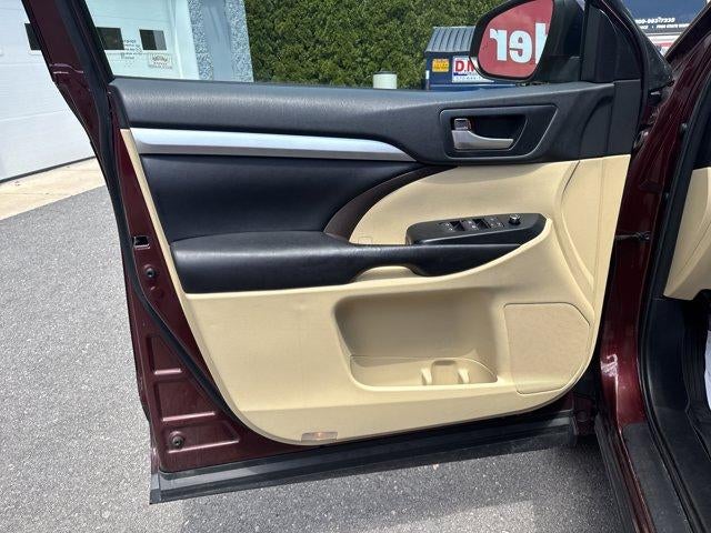 2017 Toyota Highlander XLE V6 AWD (Natl)