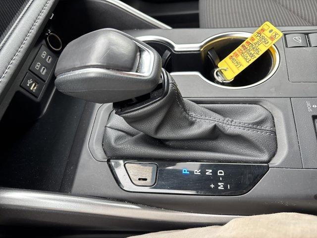 2024 Toyota Highlander LE AWD (SE)