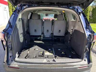 2024 Toyota Sienna LE AWD 8-Passenger (Natl)