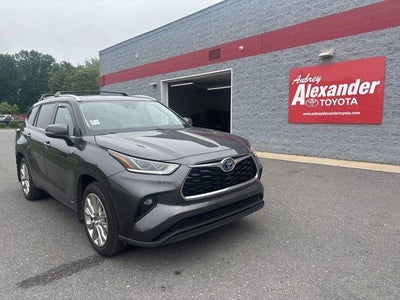 2022 Toyota Highlander Hybrid Limited AWD (Natl)