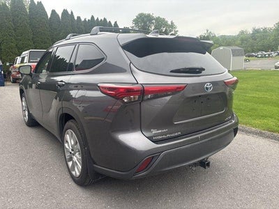2022 Toyota Highlander Hybrid Limited AWD (Natl)