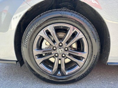 2025 Toyota Sienna XSE AWD 7-Passenger (Natl)