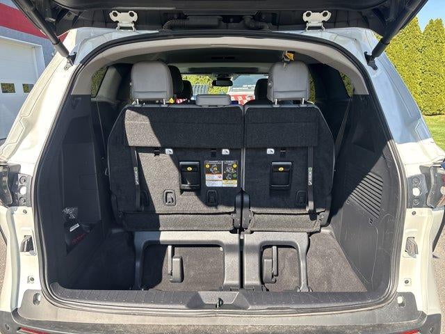 2025 Toyota Sienna XLE AWD 7-Passenger (Natl)