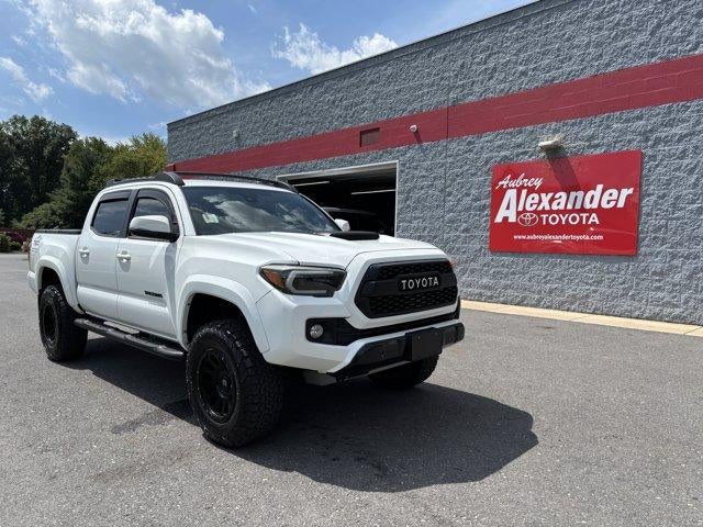2018 Toyota Tacoma TRD Sport Double Cab 5' Bed V6 4x4 AT (Natl)