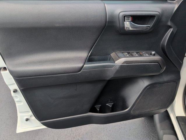 2018 Toyota Tacoma TRD Sport Double Cab 5' Bed V6 4x4 AT (Natl)