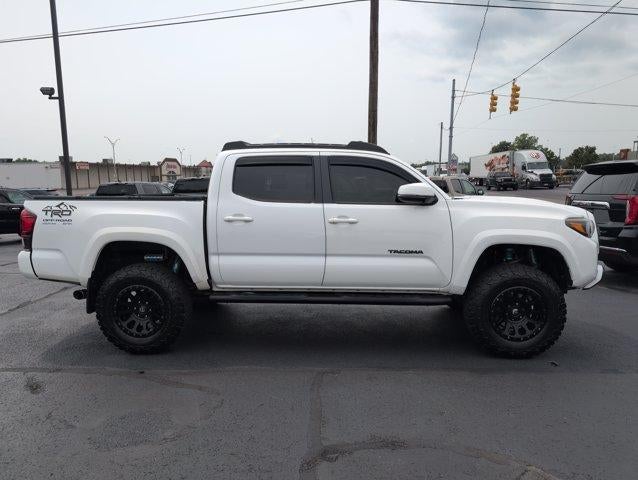 2018 Toyota Tacoma TRD Sport Double Cab 5' Bed V6 4x4 AT (Natl)