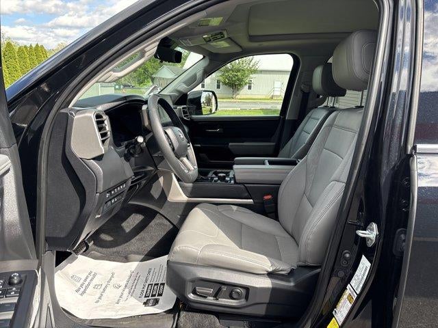 2024 Toyota Tundra 4WD 4WD Limited CrewMax 5.5' Bed (Natl)
