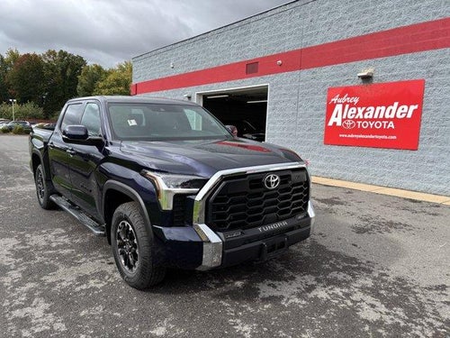 2025 Toyota Tundra 4WD 4WD SR5 CrewMax 5.5' Bed (SE)