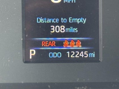 2025 Toyota Tundra 4WD 4WD SR5 CrewMax 5.5' Bed (SE)