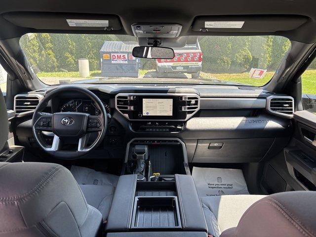 2025 Toyota Tundra 4WD 4WD SR5 CrewMax 5.5' Bed (SE)